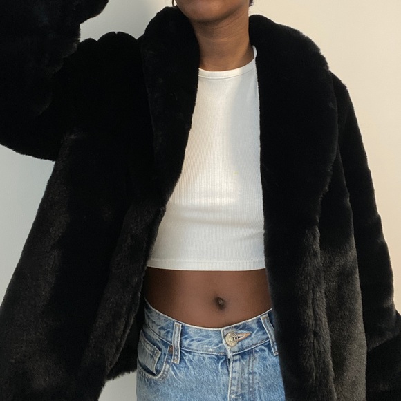 Faux Fur Black Coat - Picture 4 of 10